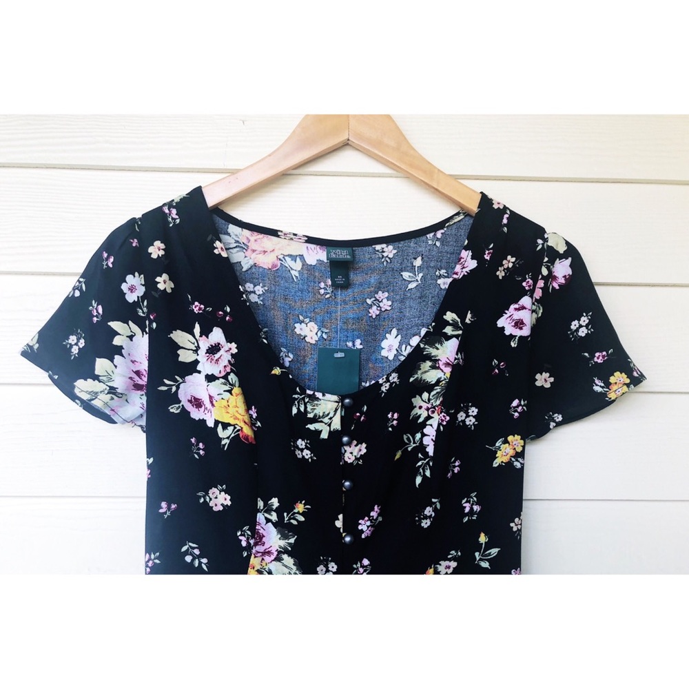 NWT Black Floral Button Down Dress w/ Lace-Up Back - Picture 3 of 8